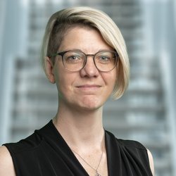 speaker photo